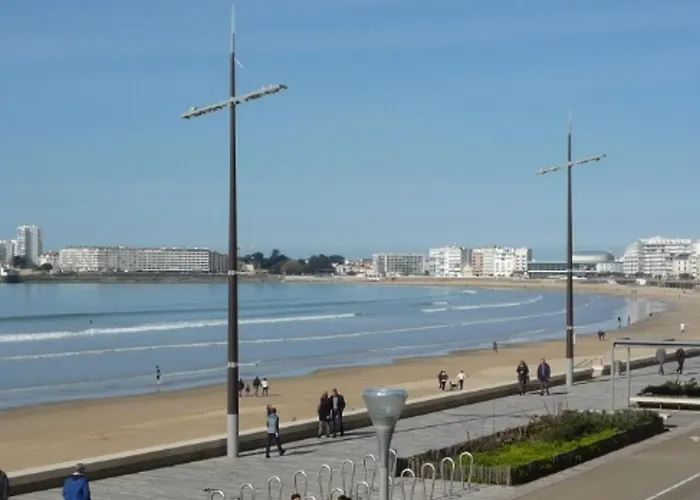 Alcove Pres De La Avec Balcon Et Wifi - Quartier Arago - Fr-1-331-229 * Les Sables-dʼOlonne