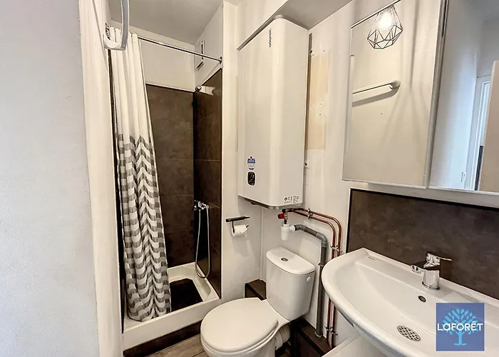 Alcove Pres De La Avec Balcon Et Wifi - Quartier Arago - Fr-1-331-229 * Les Sables-dʼOlonne